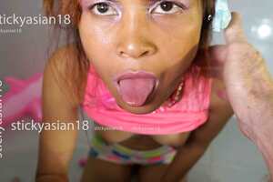 Preview image for V53 "Cutey Star 22 sucks obediently in the bathroom"