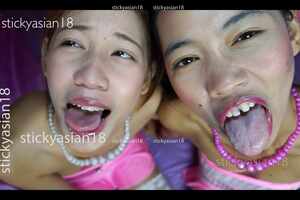 Preview image 2 for 3CB "Cherry and Bow get a sticky face"